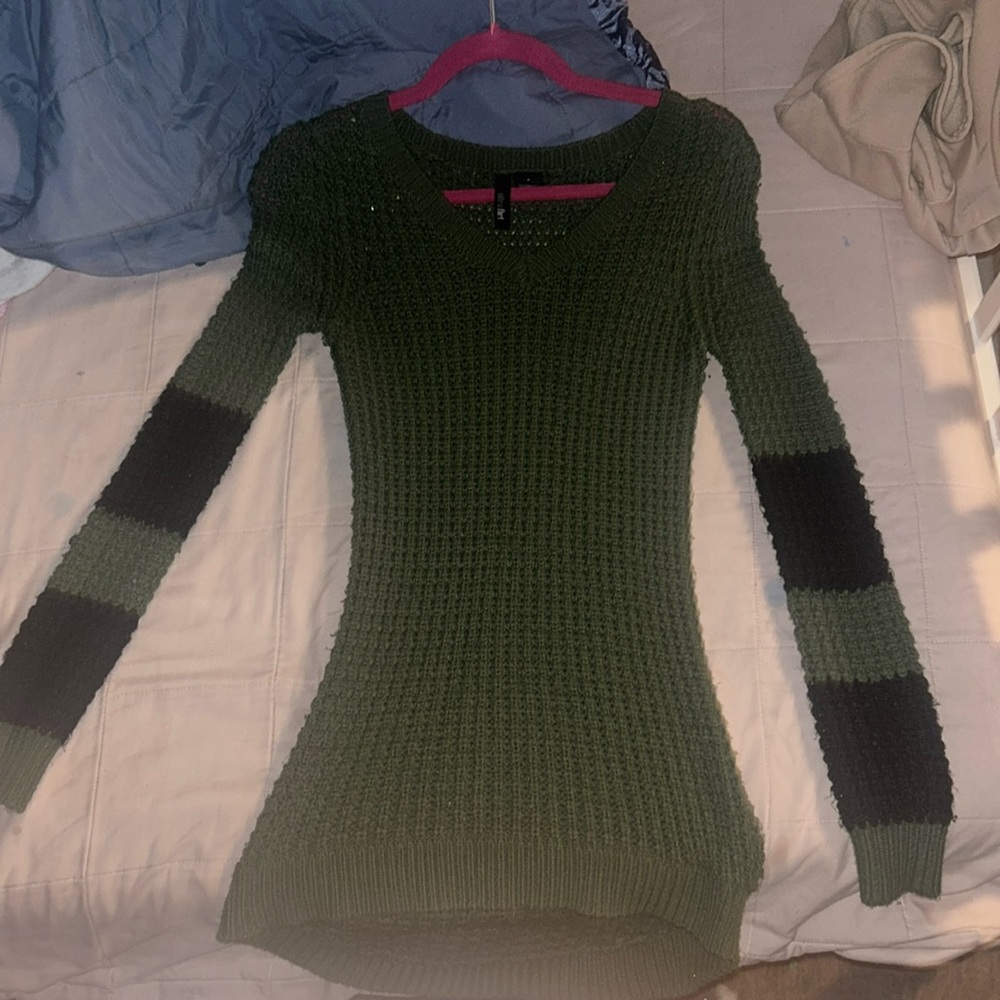 Green Sweater with tail